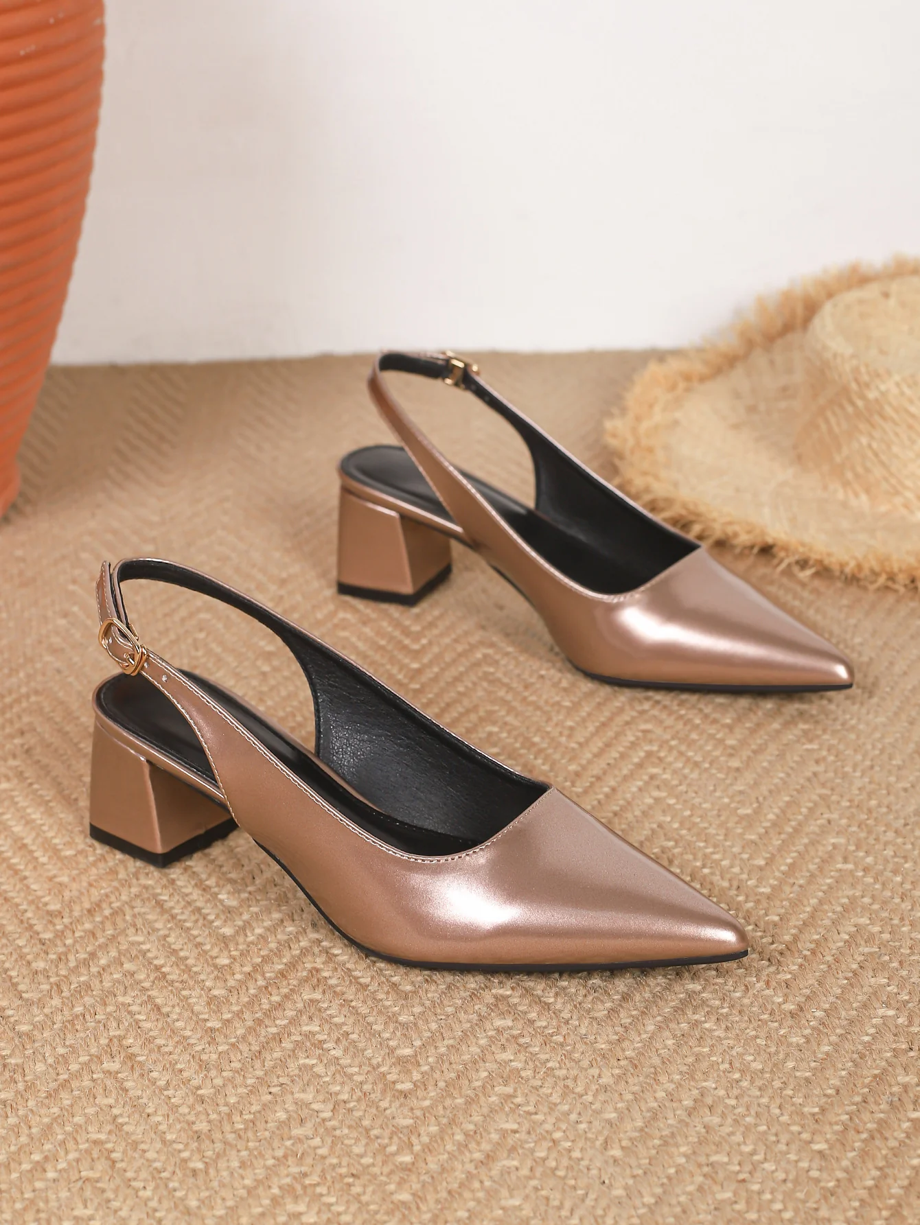 Pointed-toe Open-back Chunky Heels - Image 24